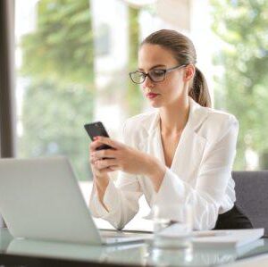 how to make calls from Windows 10 using an Android Phone